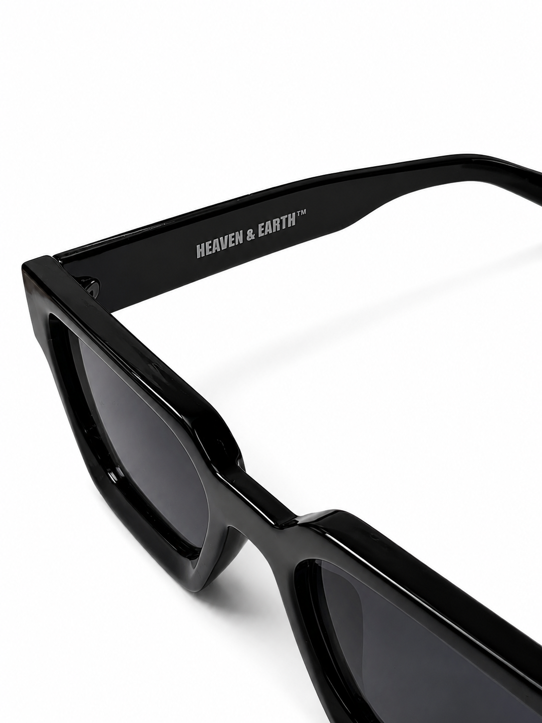 Thunder Series™
Signature Eyewear by Heaven & Earth™
